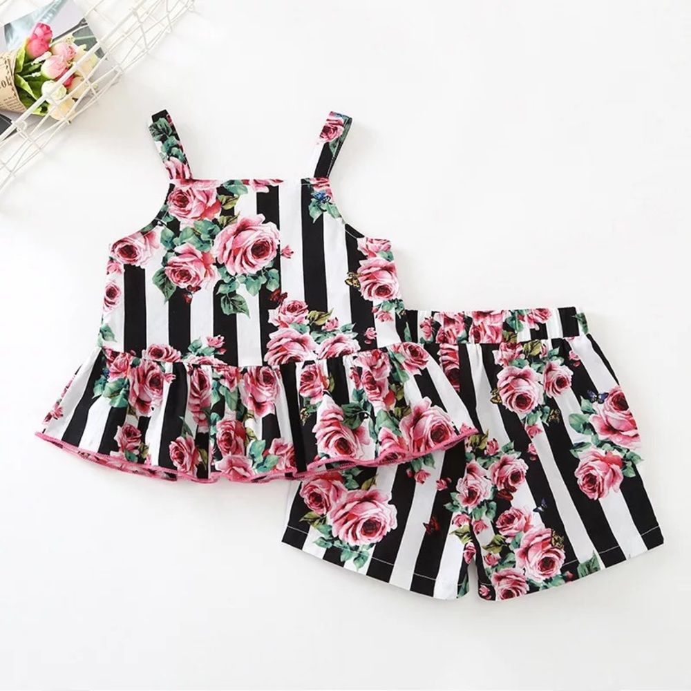 Girls flowers and stripes short set